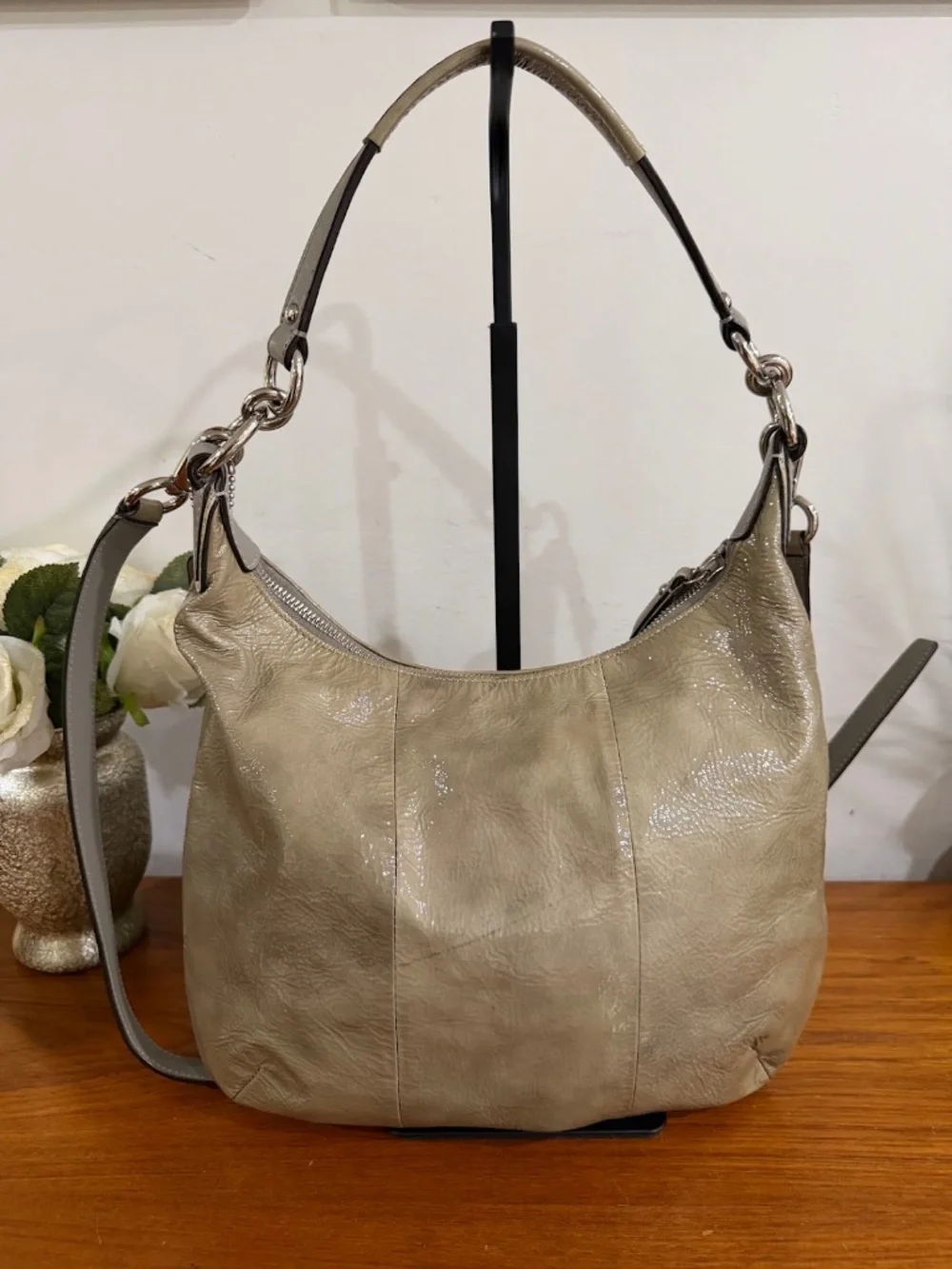 Coach Kristin Patent Leather Convertible Shoulder Hobo Bag Style 19299